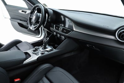 2024 Alfa Romeo Giulia Veloce