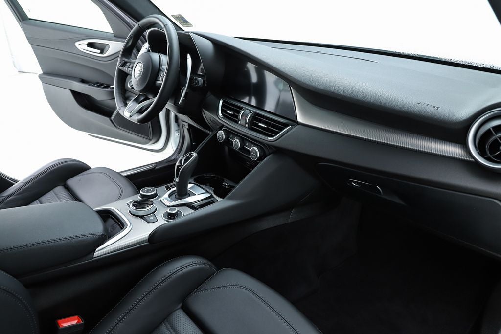 2024 Alfa Romeo Giulia Veloce