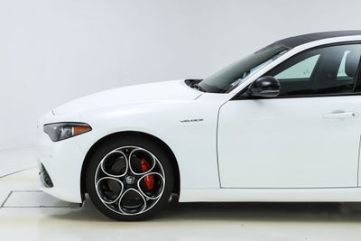 2024 Alfa Romeo Giulia Veloce