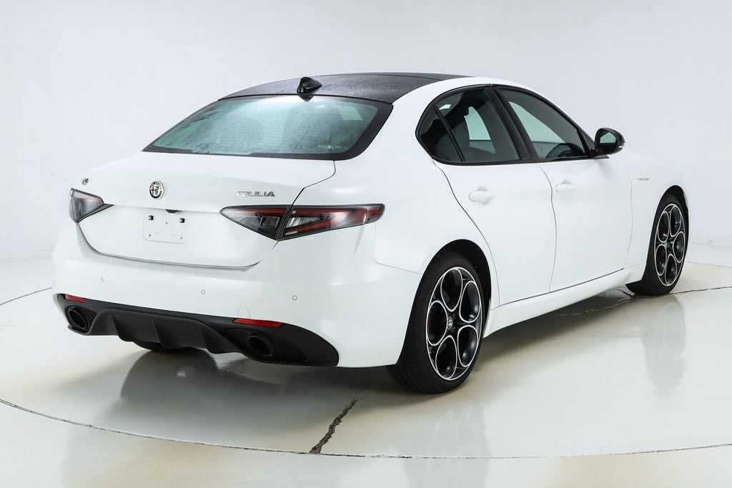 2024 Alfa Romeo Giulia Veloce