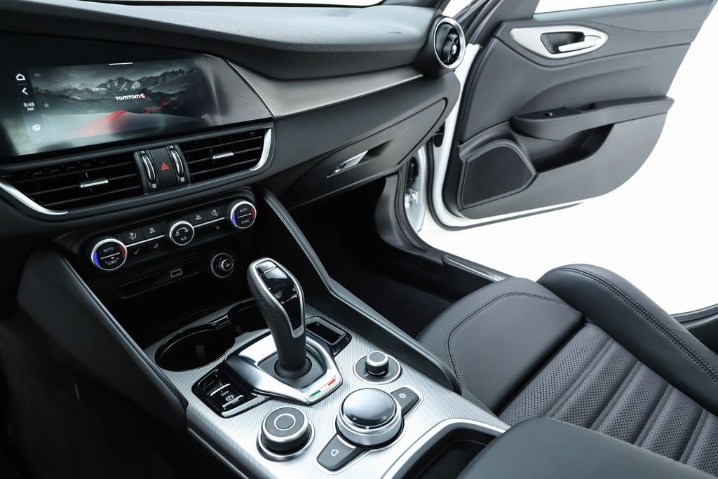 2024 Alfa Romeo Giulia Veloce