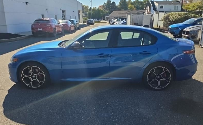 2024 Alfa Romeo Giulia Base