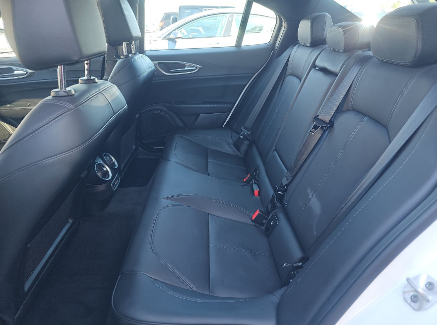 2024 Alfa Romeo Giulia Ti