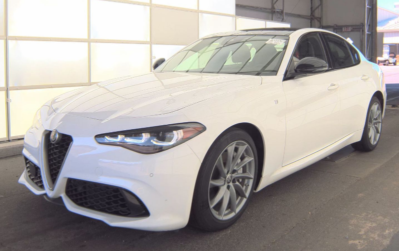2024 Alfa Romeo Giulia Ti