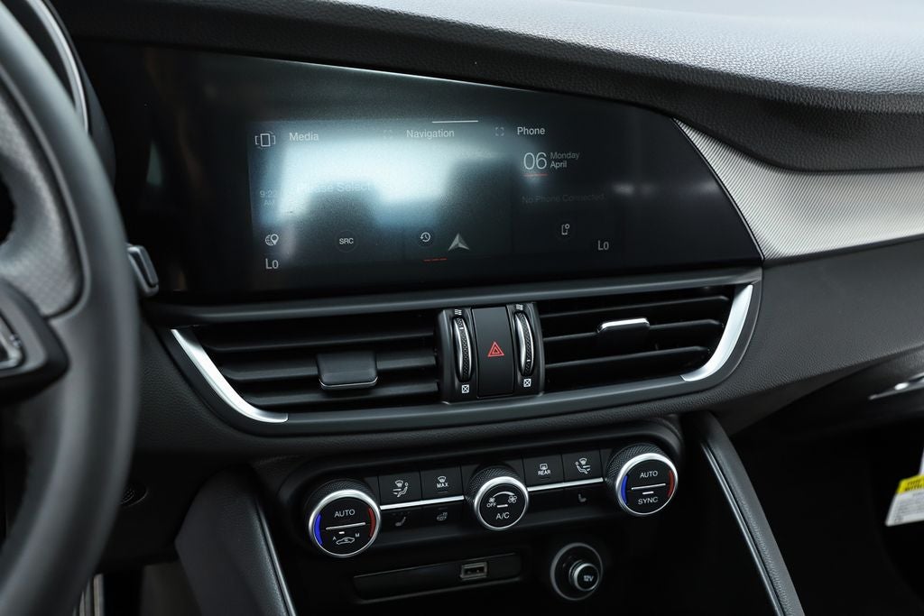 2024 Alfa Romeo Giulia Ti