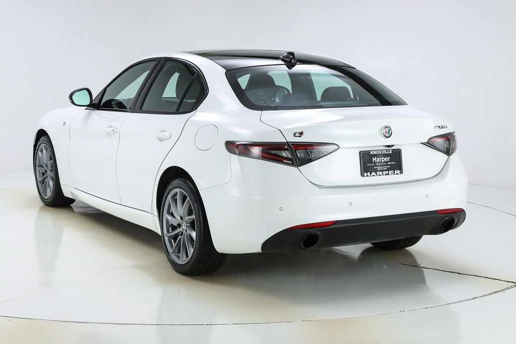 2024 Alfa Romeo Giulia Ti