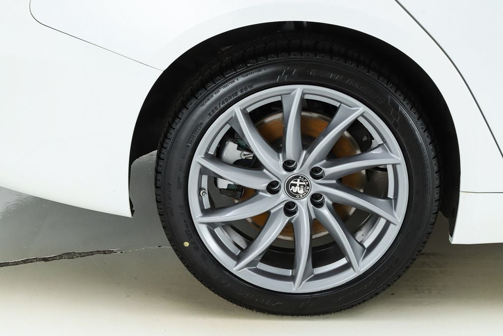 2024 Alfa Romeo Giulia Ti