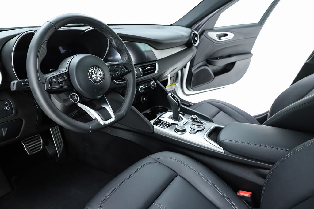 2024 Alfa Romeo Giulia Ti
