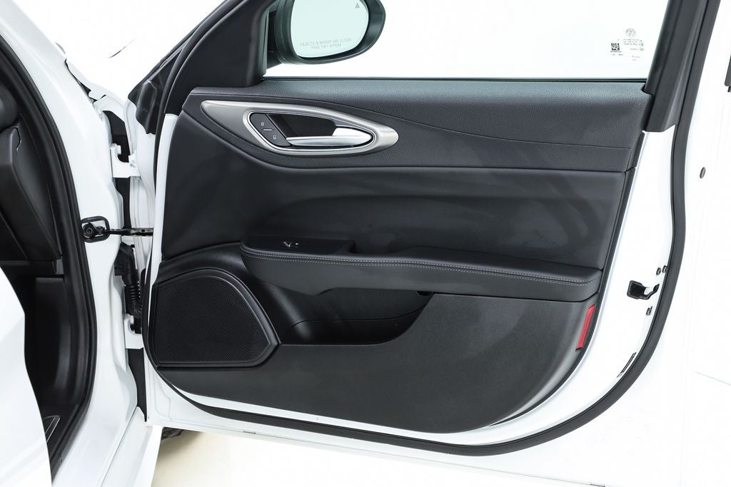 2024 Alfa Romeo Giulia Ti