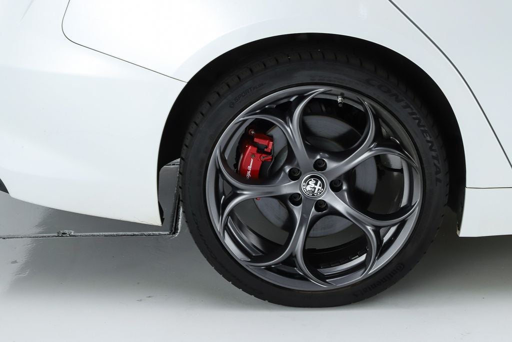 2021 Alfa Romeo Giulia Ti Sport