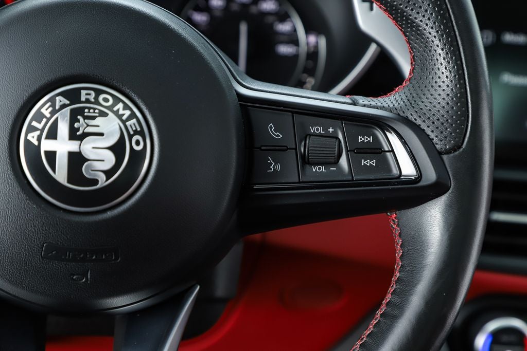 2021 Alfa Romeo Giulia Ti Sport