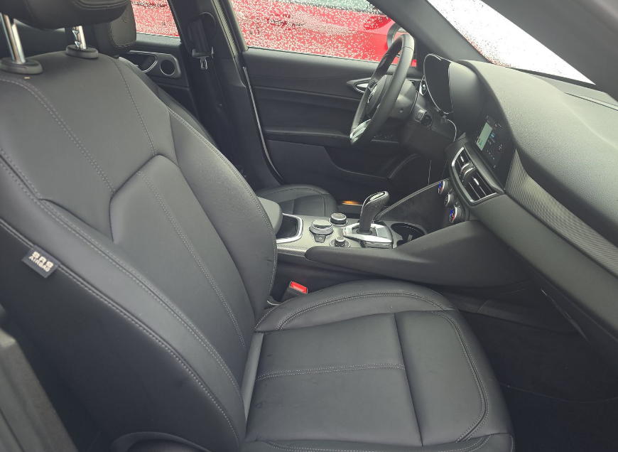 2024 Alfa Romeo Giulia Ti