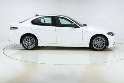 2024 Alfa Romeo Giulia Ti
