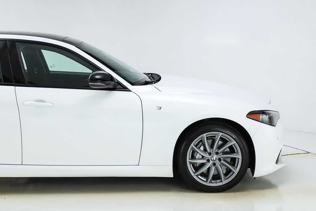 2024 Alfa Romeo Giulia Ti