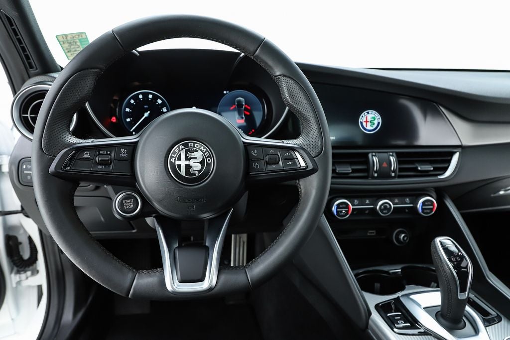 2024 Alfa Romeo Giulia Ti