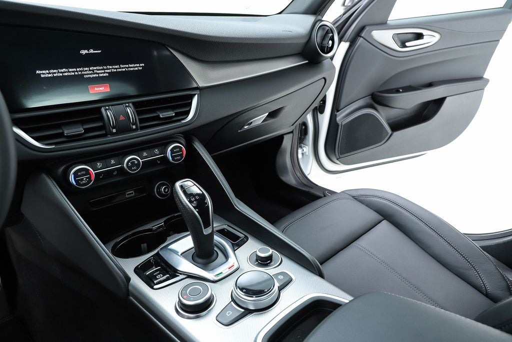2024 Alfa Romeo Giulia Ti