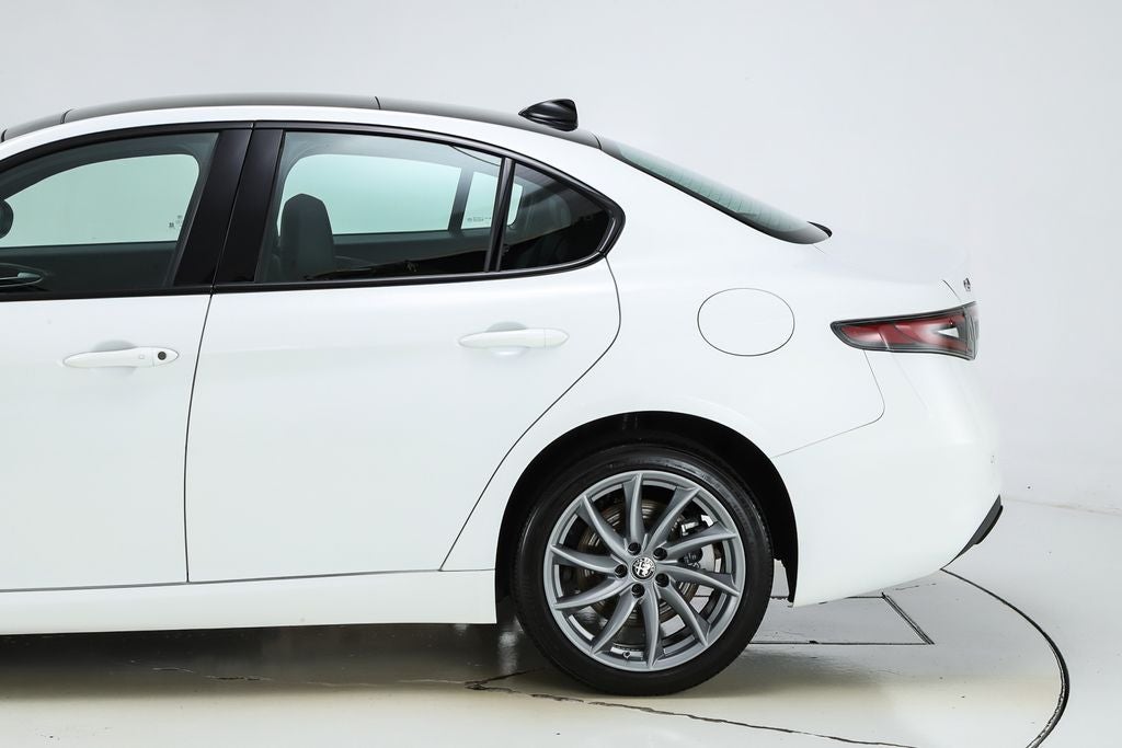 2024 Alfa Romeo Giulia Ti