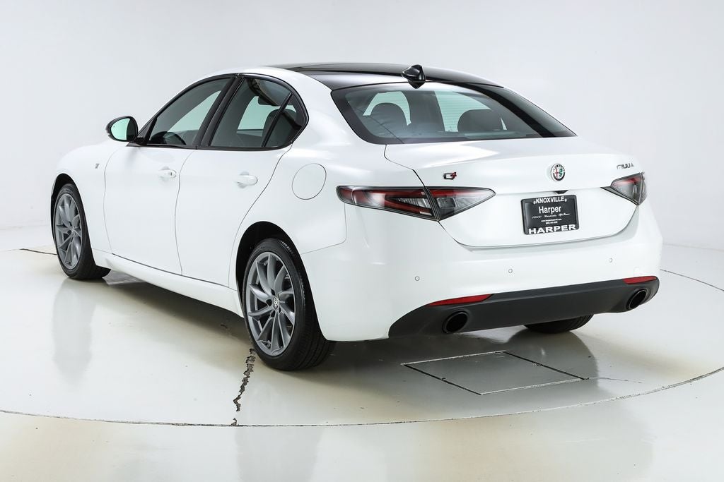 2024 Alfa Romeo Giulia Ti