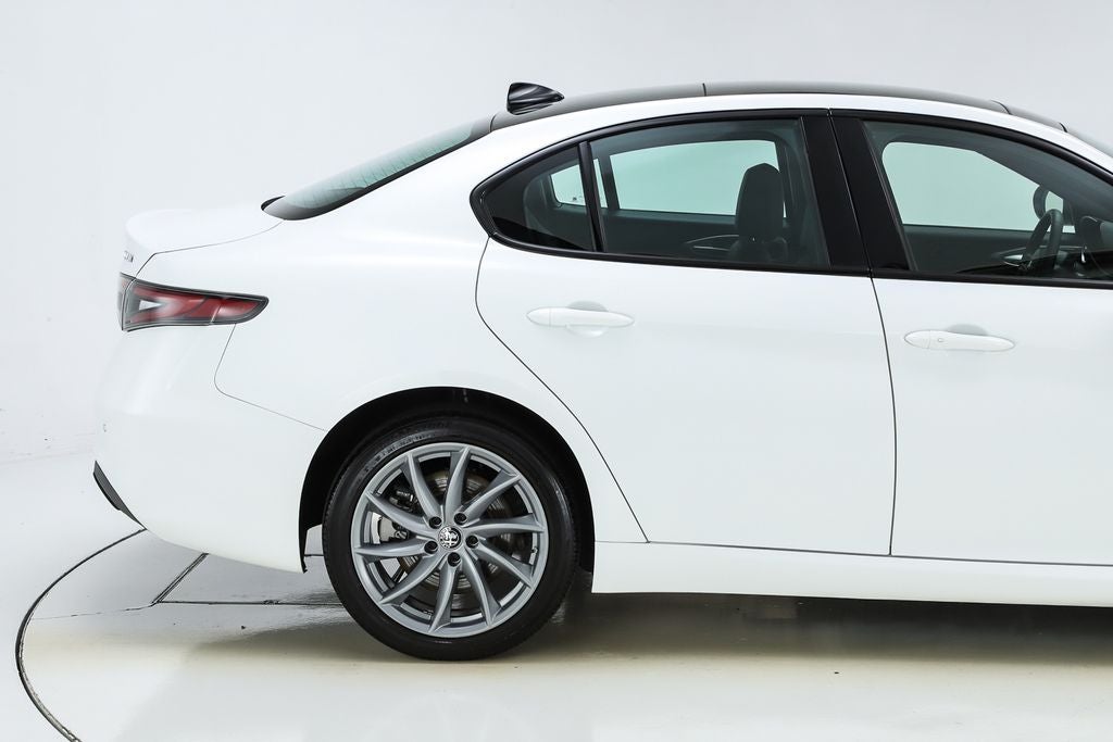 2024 Alfa Romeo Giulia Ti