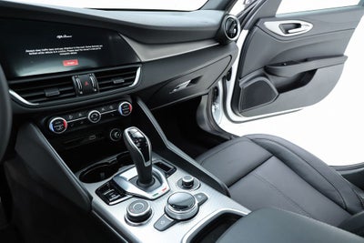 2024 Alfa Romeo Giulia Ti