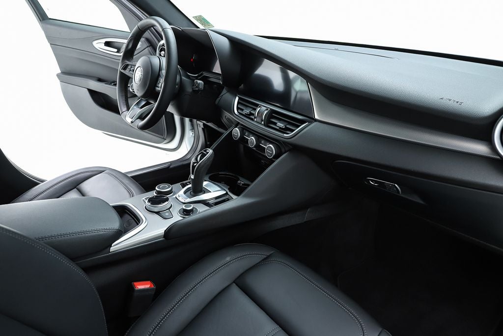 2024 Alfa Romeo Giulia Ti
