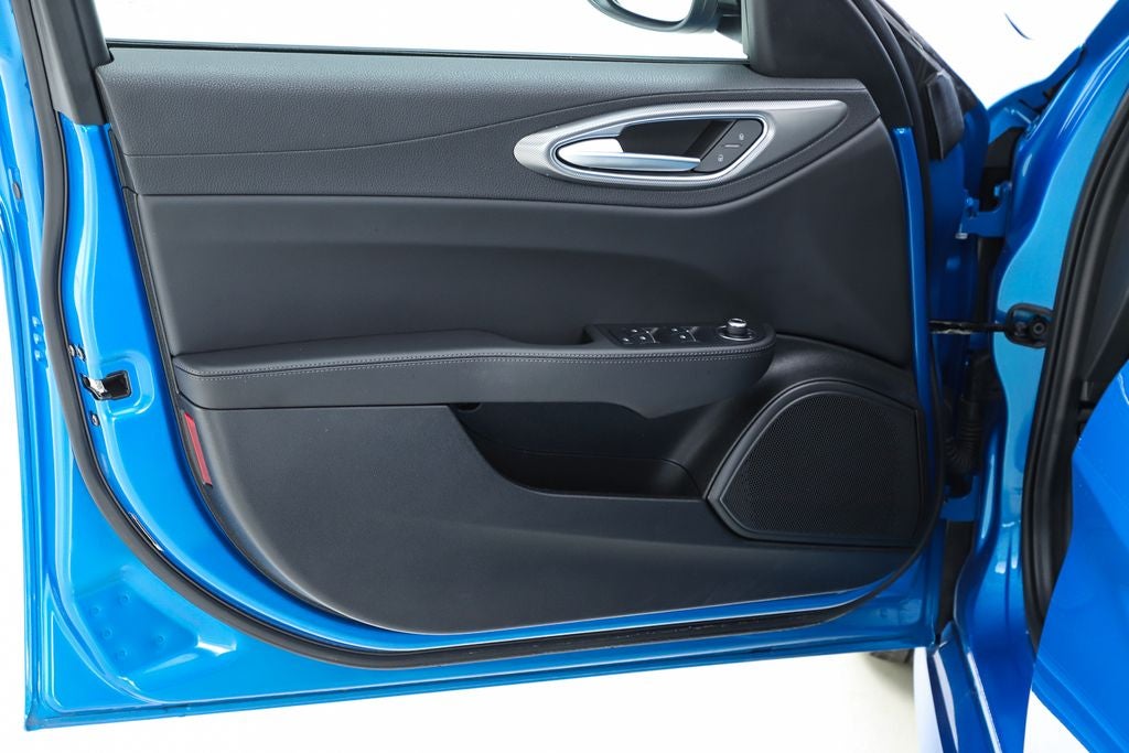 2024 Alfa Romeo Giulia Veloce