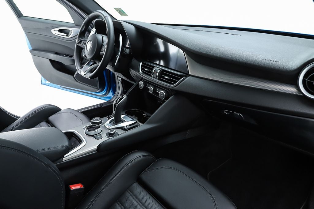 2024 Alfa Romeo Giulia Veloce