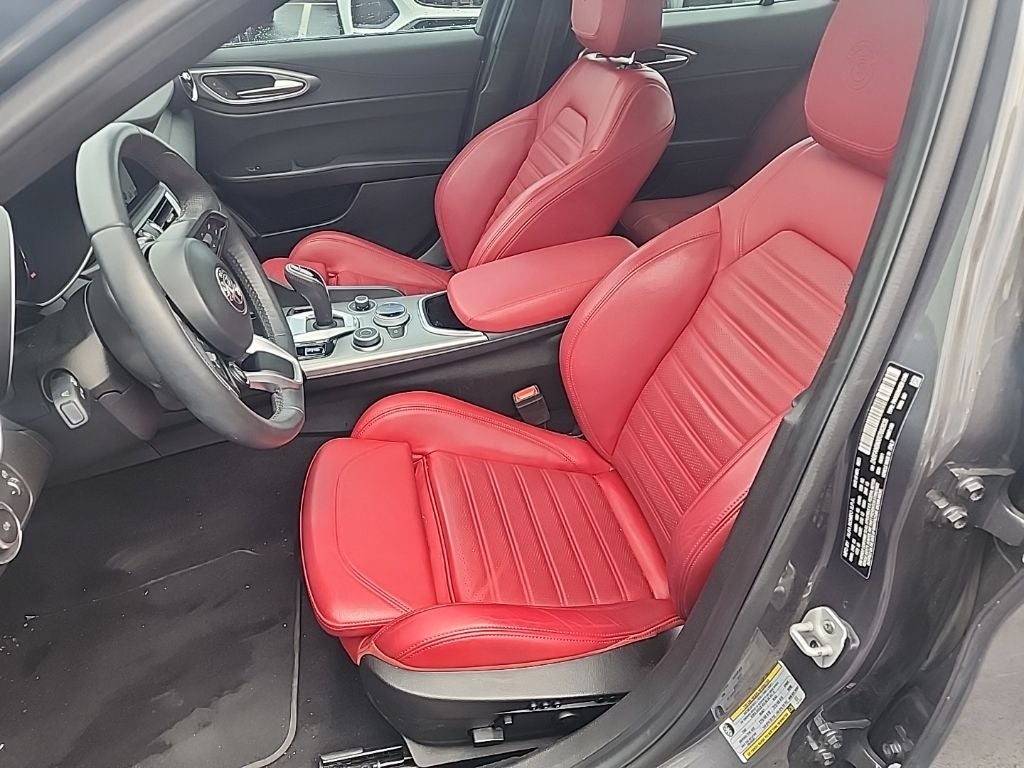 2024 Alfa Romeo Giulia Ti