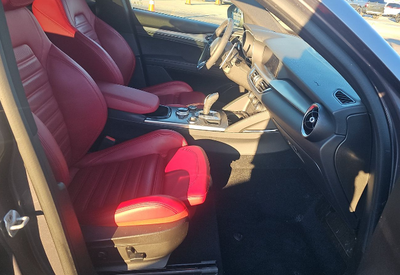 2024 Alfa Romeo Stelvio Veloce