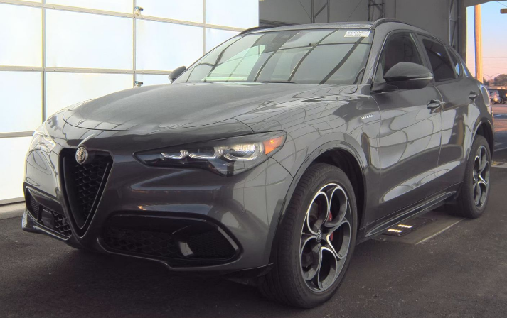 2024 Alfa Romeo Stelvio Veloce