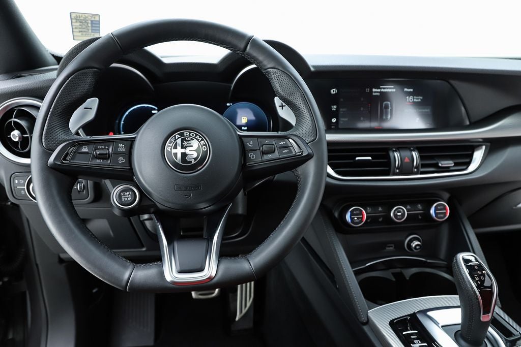 2024 Alfa Romeo Stelvio Veloce