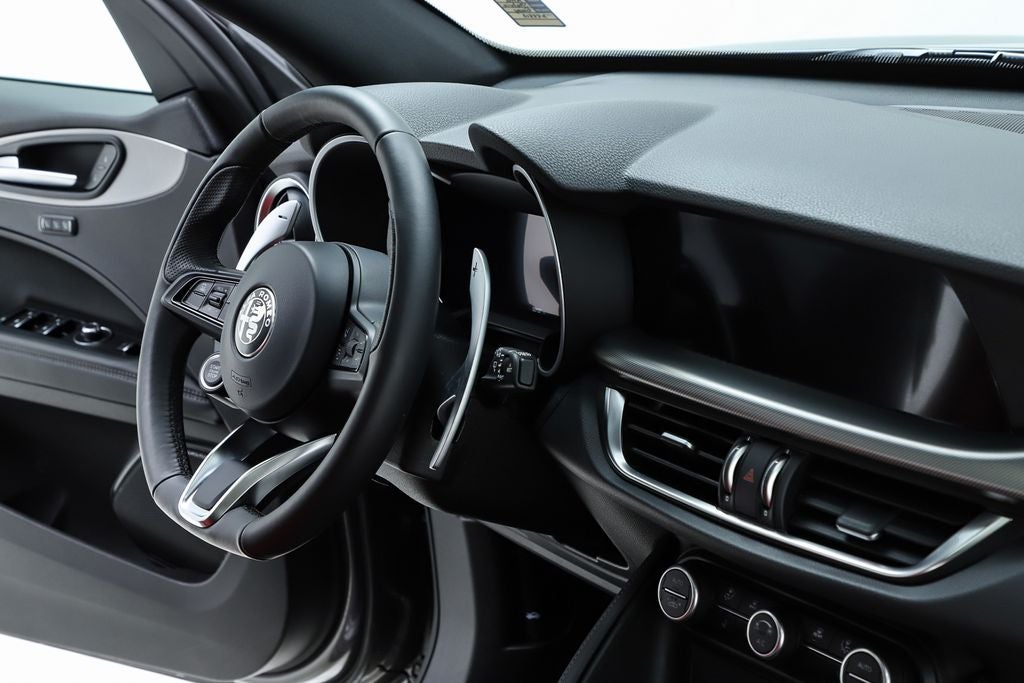 2024 Alfa Romeo Stelvio Veloce