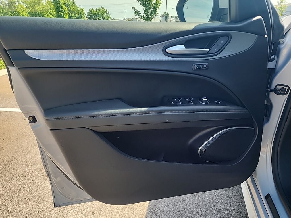 2020 Alfa Romeo Stelvio Ti Sport