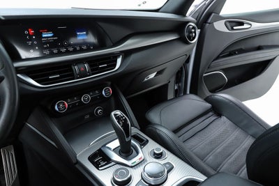 2020 Alfa Romeo Stelvio Ti Sport