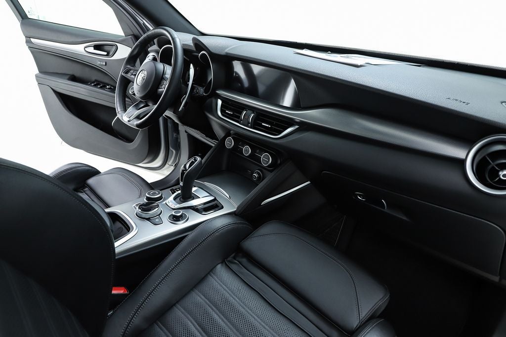 2020 Alfa Romeo Stelvio Ti Sport