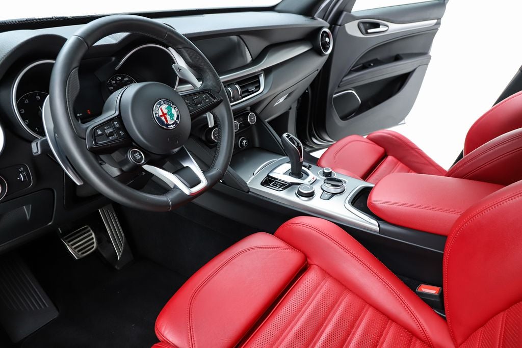 2023 Alfa Romeo Stelvio Veloce