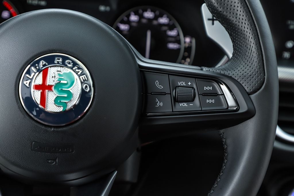 2023 Alfa Romeo Stelvio Veloce