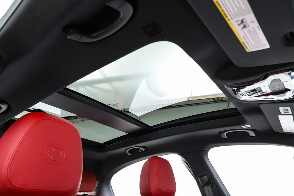 2023 Alfa Romeo Stelvio Veloce