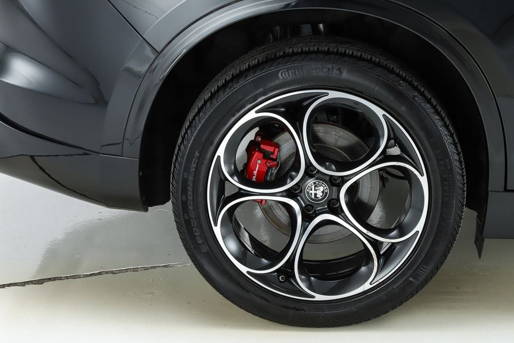 2023 Alfa Romeo Stelvio Veloce