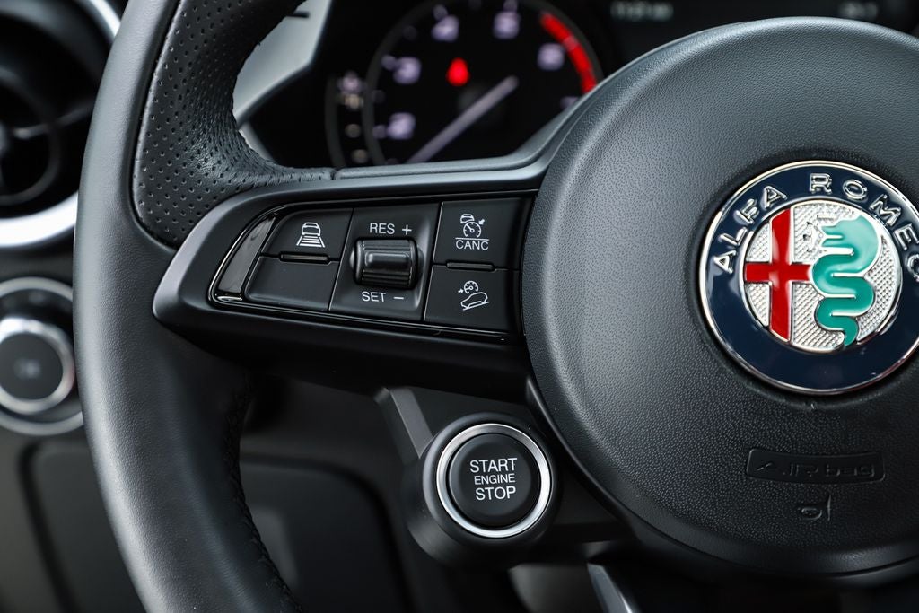 2023 Alfa Romeo Stelvio Veloce