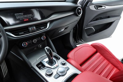 2023 Alfa Romeo Stelvio Veloce