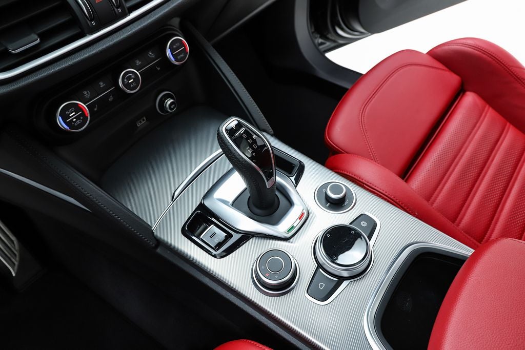 2023 Alfa Romeo Stelvio Veloce