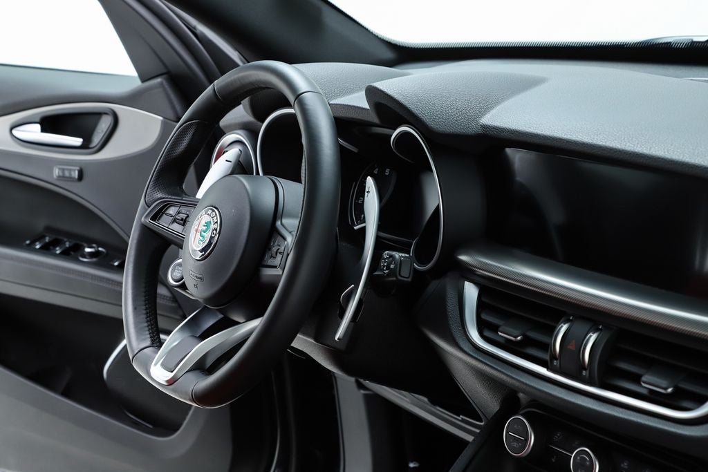 2023 Alfa Romeo Stelvio Veloce