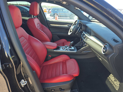 2024 Alfa Romeo Stelvio Veloce