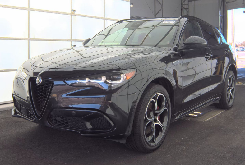 2024 Alfa Romeo Stelvio Veloce
