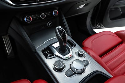 2024 Alfa Romeo Stelvio Veloce