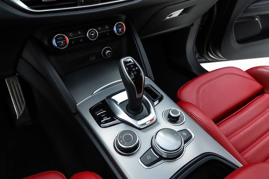 2024 Alfa Romeo Stelvio Veloce