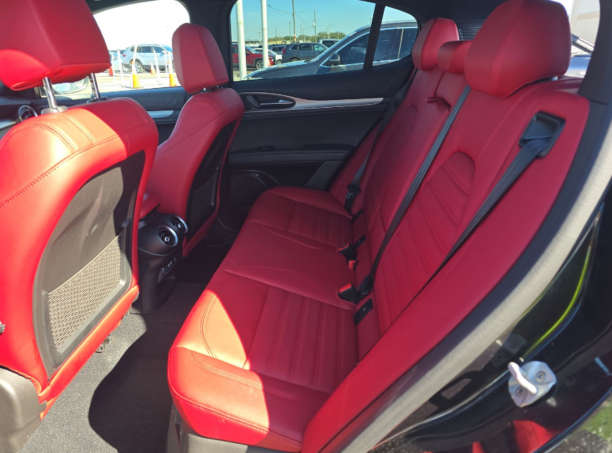 2024 Alfa Romeo Stelvio Veloce
