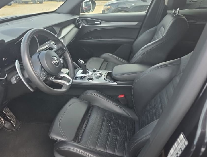 2024 Alfa Romeo Stelvio Veloce