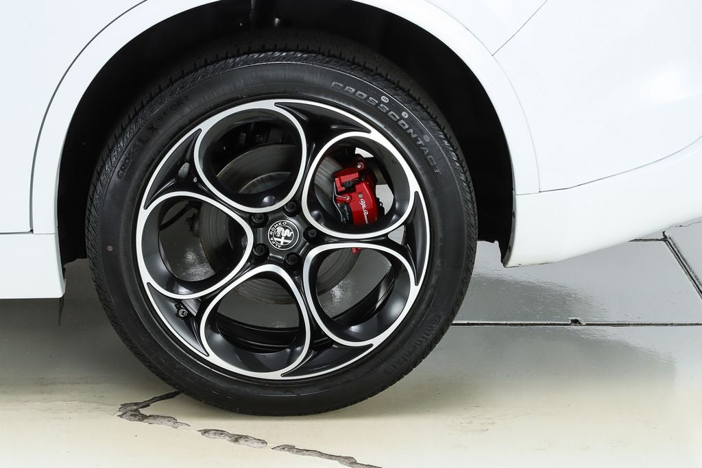 2023 Alfa Romeo Stelvio Veloce